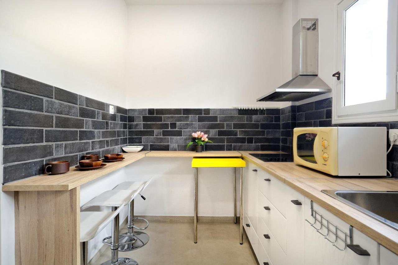 Glyfada Breeze Apartments เอเธนส์ ภายนอก รูปภาพ