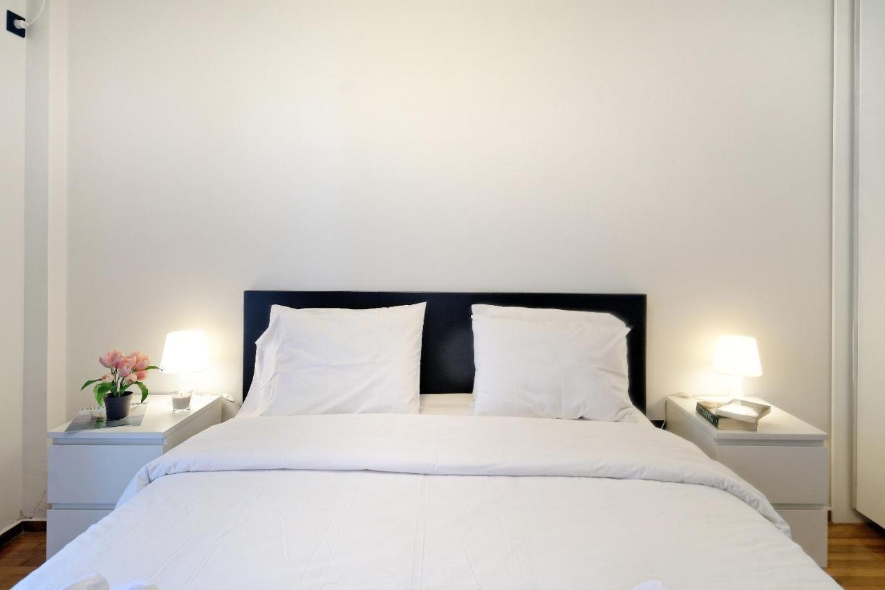 Glyfada Breeze Apartments เอเธนส์ ภายนอก รูปภาพ