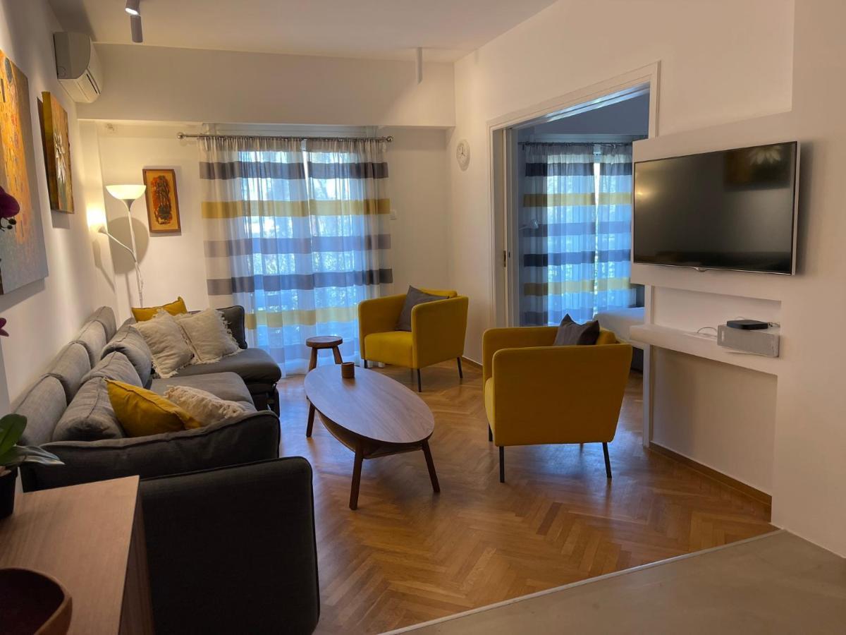 Glyfada Breeze Apartments เอเธนส์ ภายนอก รูปภาพ