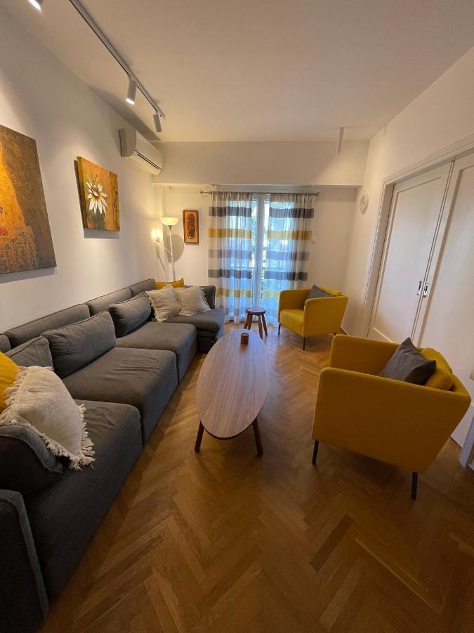 Glyfada Breeze Apartments เอเธนส์ ภายนอก รูปภาพ